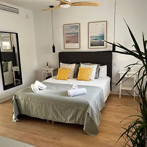 espectacular-loft-parking-gratuito-v.hotelsinnerja.org/